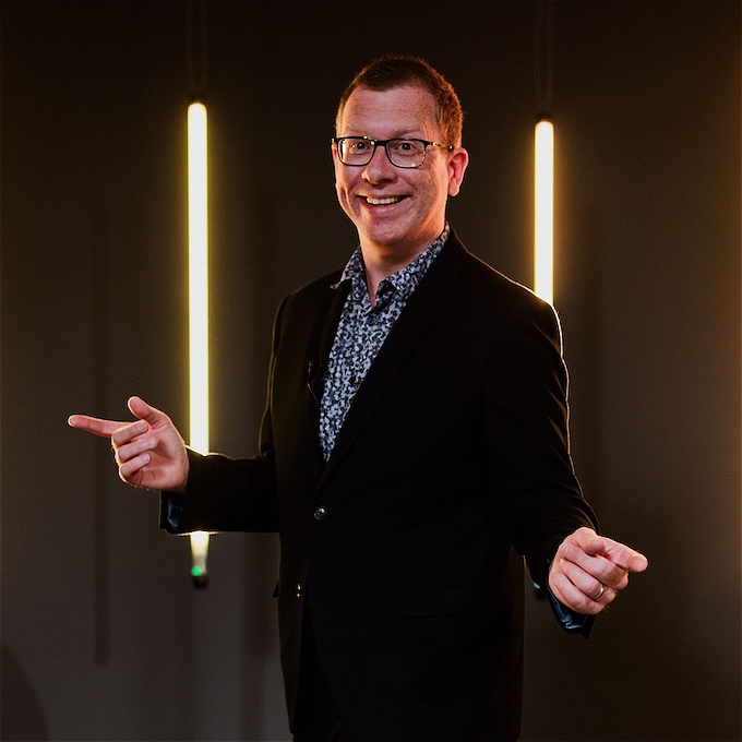 Paul Kerensa looking sensational