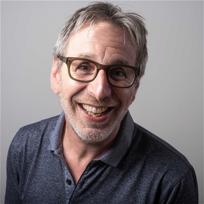 Image of headline act Ian Stone